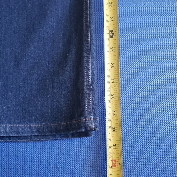 Escada Sports Linda Jeans - Picture 13 of 14